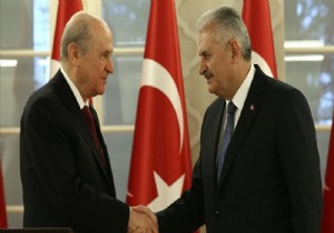 Bahçeli ve Yıldırım YSK'da